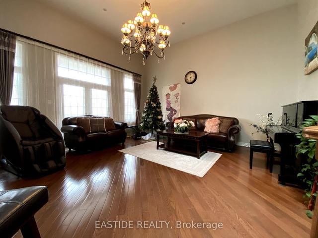 33 Valmont Ave, House detached with 5 bedrooms, 4 bathrooms and 4 parking in Richmond Hill ON | Image 25