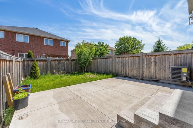 93 Heartview Rd, House semidetached with 4 bedrooms, 4 bathrooms and 4 parking in Brampton ON | Image 32