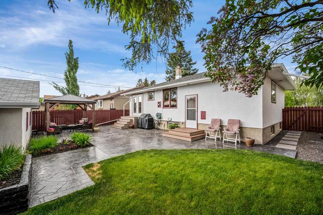 24 Wimbledon Crescent Sw, House detached with 2 bedrooms, 2 bathrooms and 3 parking in Calgary AB | Image 29