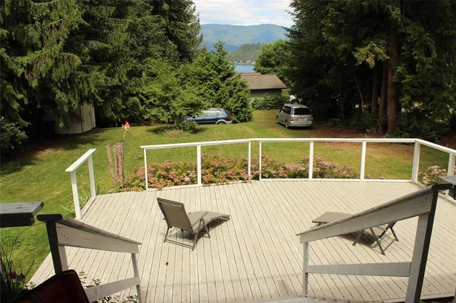 2595 Centennial Drive, House detached with 4 bedrooms, 3 bathrooms and 6 parking in Columbia Shuswap C BC | Image 22