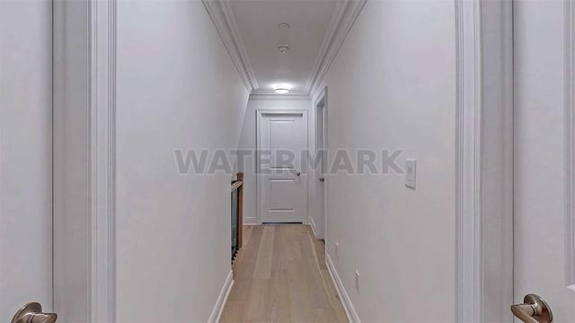 3879b Bloor St W, House attached with 3 bedrooms, 2 bathrooms and 2 parking in Toronto ON | Image 22