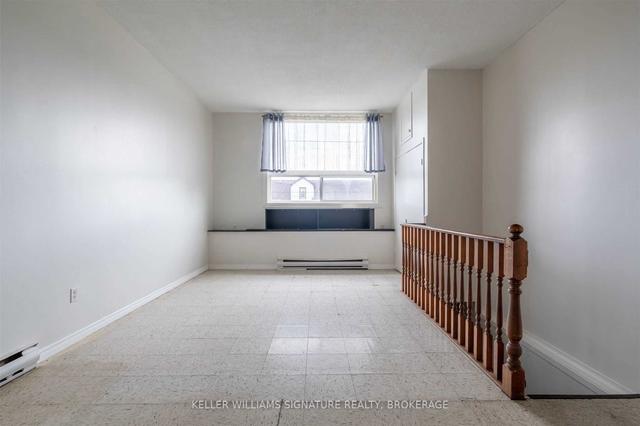 1223 Main St E, House detached with 6 bedrooms, 6 bathrooms and 2 parking in Hamilton ON | Image 37