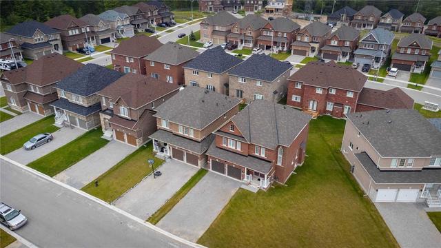 80 Muirfield Dr, House detached with 4 bedrooms, 4 bathrooms and 6 parking in Barrie ON | Image 30