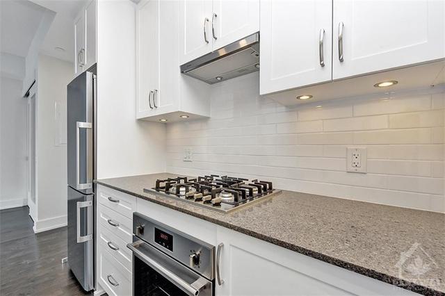 205 - 11 Oblats Avenue, Condo with 1 bedrooms, 1 bathrooms and 1 parking in Ottawa ON | Image 12