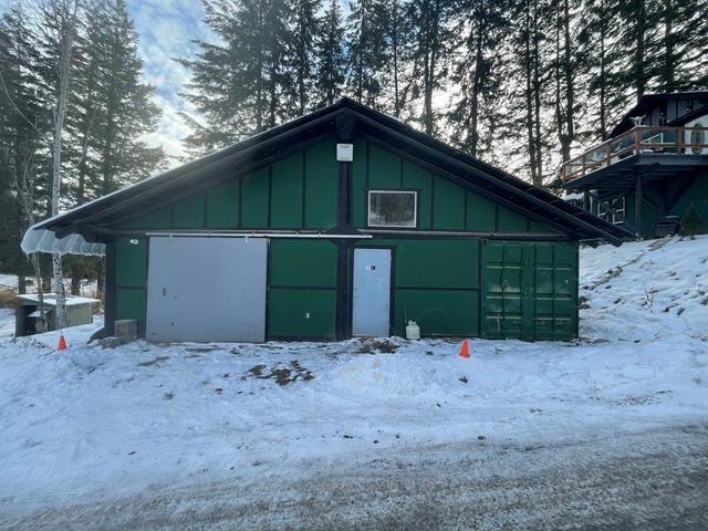 4405 Leopold Road, House detached with 3 bedrooms, 1 bathrooms and null parking in Columbia Shuswap F BC | Image 22