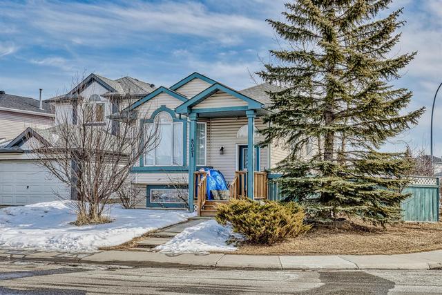8051 Laguna Way Ne, House detached with 4 bedrooms, 2 bathrooms and 2 parking in Calgary AB | Image 44