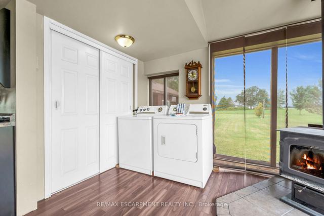 7585 #2 Range Rd, House detached with 2 bedrooms, 1 bathrooms and 20 parking in West Lincoln ON | Image 40