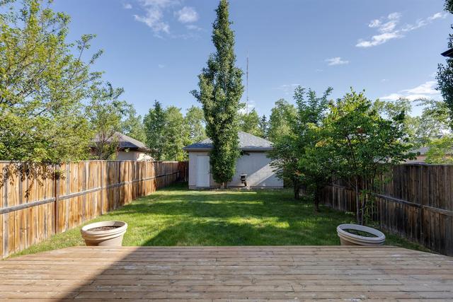 8924 Wentworth Avenue Sw, House detached with 4 bedrooms, 2 bathrooms and 2 parking in Calgary AB | Image 21