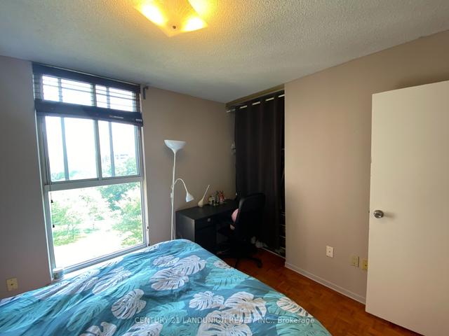 808 - 1964 Main St W, Condo with 3 bedrooms, 2 bathrooms and 1 parking in Hamilton ON | Image 8
