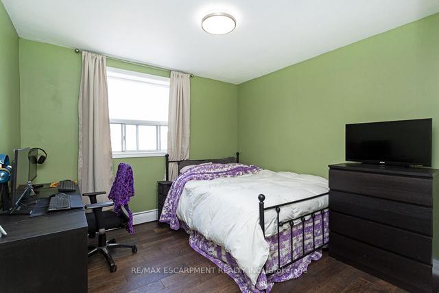 501 - 851 Queenston Rd, Condo with 2 bedrooms, 1 bathrooms and 1 parking in Hamilton ON | Image 9