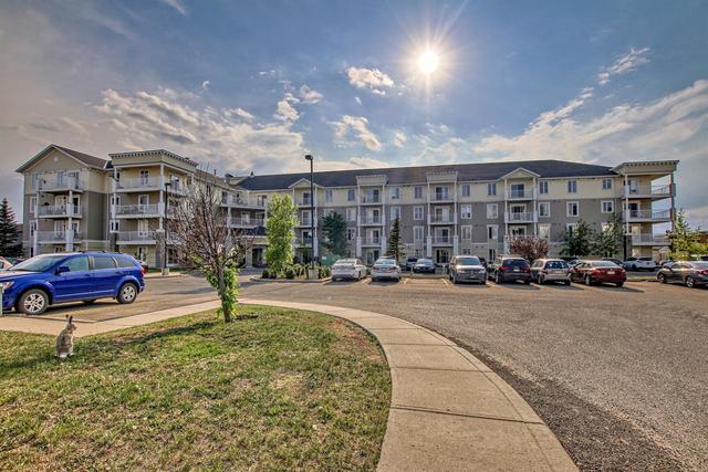 1217 - 1140 Taradale Drive Ne, Condo with 2 bedrooms, 2 bathrooms and 1 parking in Calgary AB | Image 2
