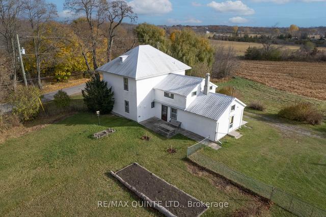 381 Partridge Hollow Rd, House detached with 4 bedrooms, 2 bathrooms and 10 parking in Prince Edward County ON | Image 13