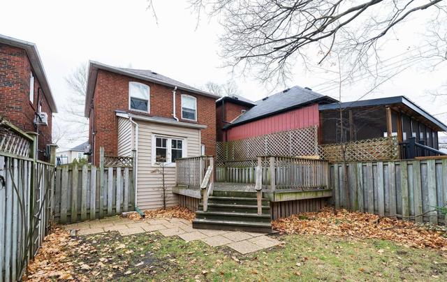 228 St Germain Ave, House detached with 3 bedrooms, 2 bathrooms and 1 parking in Toronto ON | Image 22