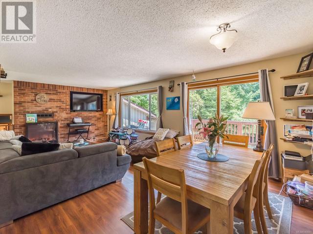 1652 Centennary Dr, House detached with 2 bedrooms, 2 bathrooms and 4 parking in Nanaimo BC | Image 9