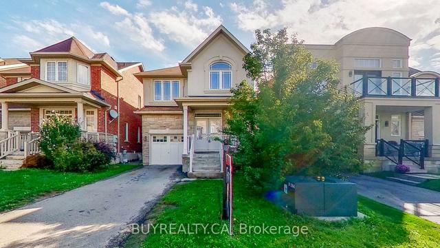 17 Gamla Rd, House detached with 4 bedrooms, 3 bathrooms and 3 parking in Vaughan ON | Image 1
