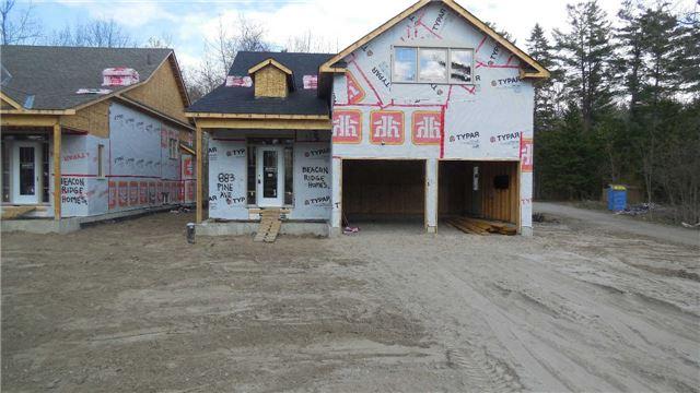 883 Pine Ave, House detached with 3 bedrooms, 2 bathrooms and 2 parking in Tay ON | Image 1