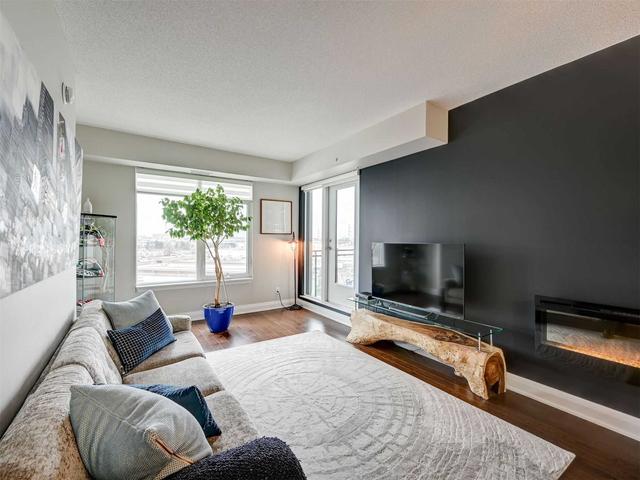 717 - 24 Woodstream Blvd, Condo with 2 bedrooms, 2 bathrooms and 1 parking in Vaughan ON | Image 4