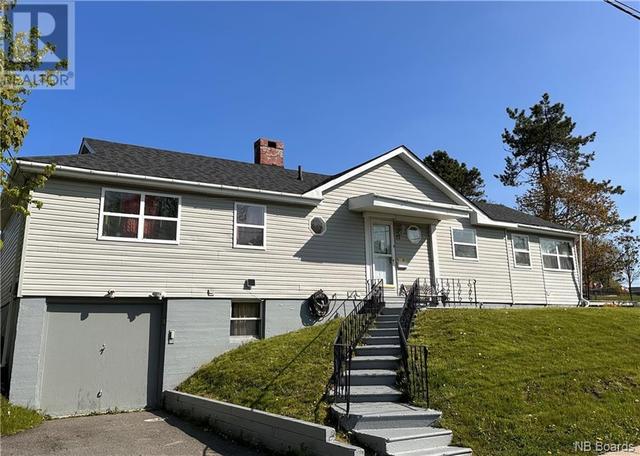 17 Fifth Street, House detached with 3 bedrooms, 1 bathrooms and null parking in Saint John NB | Image 1