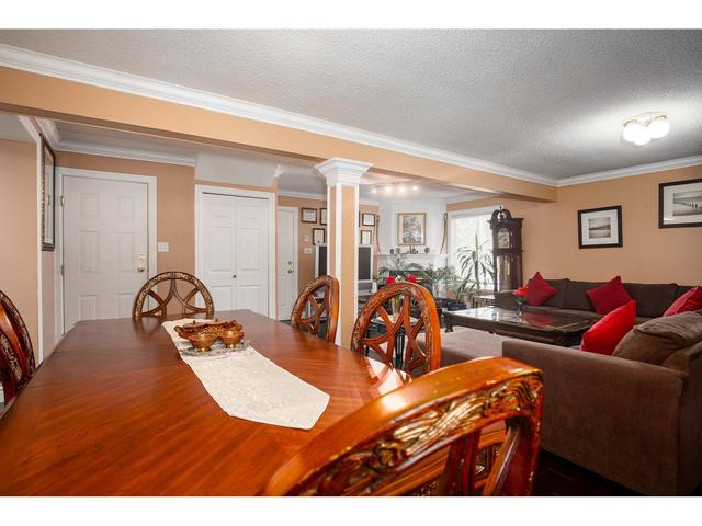 40756 Peebles Place, House detached with 5 bedrooms, 3 bathrooms and 4 parking in Squamish BC | Image 6