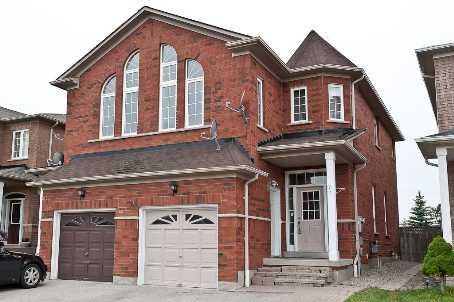 982 Ledbury Cres, House semidetached with 3 bedrooms, 4 bathrooms and 2 parking in Mississauga ON | Image 1