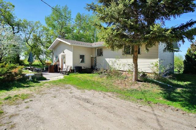 25531 Township Road 381, House other with 5 bedrooms, 2 bathrooms and null parking in Red Deer County AB | Image 1