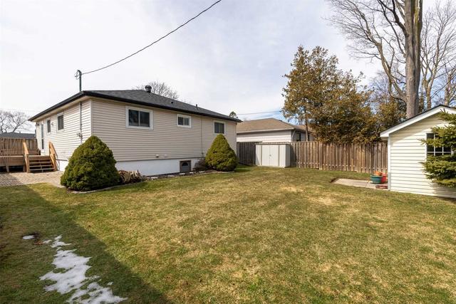 725 Annland St, House detached with 3 bedrooms, 2 bathrooms and 5 parking in Pickering ON | Image 35