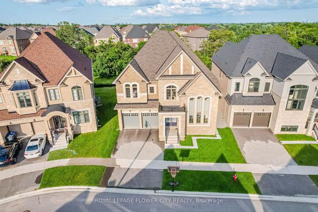 102 Dairymaid Rd, House detached with 5 bedrooms, 6 bathrooms and 5 parking in Brampton ON | Image 12