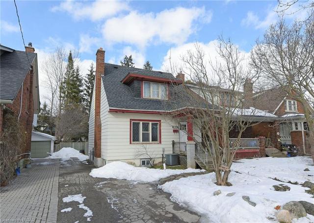102 Duchess Avenue, House detached with 2 bedrooms, 1 bathrooms and 2 parking in London ON | Image 1