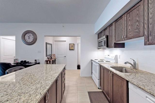 103 - 300 Essa Rd, Condo with 1 bedrooms, 1 bathrooms and 1 parking in Barrie ON | Image 3