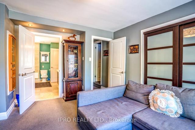 1531 Queen St E, House semidetached with 3 bedrooms, 4 bathrooms and 0 parking in Toronto ON | Image 7