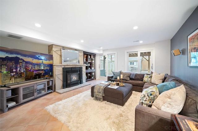 206 Roslin Ave, House detached with 4 bedrooms, 4 bathrooms and 1 parking in Toronto ON | Image 17