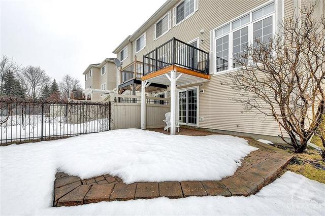 106 Hawktree Ridge, Townhouse with 3 bedrooms, 3 bathrooms and 3 parking in Ottawa ON | Image 29