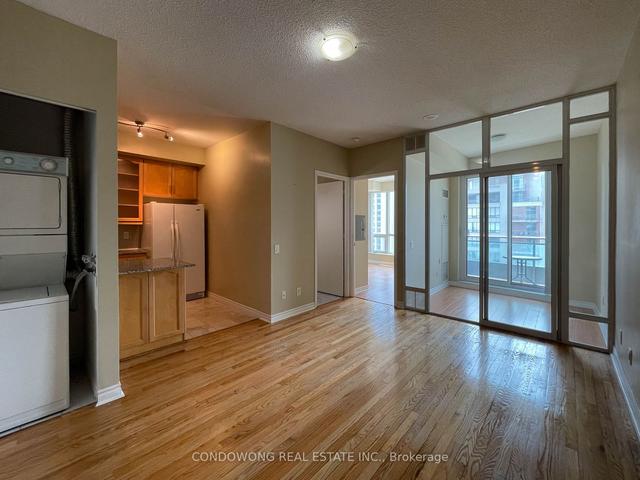 1101 - 60 Byng Ave, Condo with 1 bedrooms, 1 bathrooms and 1 parking in Toronto ON | Image 1