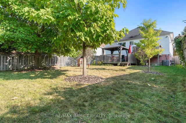 1270 Kilmaurs Crt, House detached with 3 bedrooms, 3 bathrooms and 6 parking in Oshawa ON | Image 31