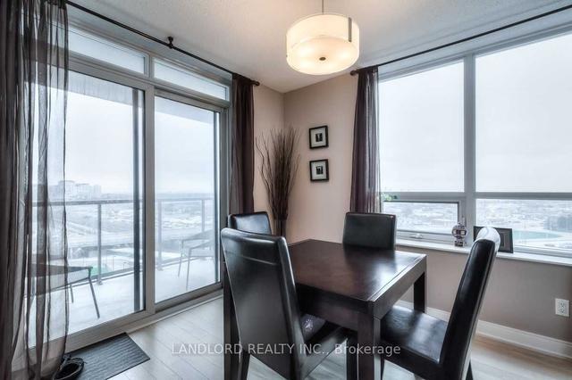 1033 - 35 Viking Lane, Condo with 2 bedrooms, 2 bathrooms and 1 parking in Toronto ON | Image 4
