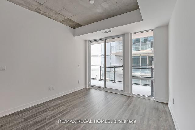305 - 45 Baseball Pl, Condo with 3 bedrooms, 2 bathrooms and 1 parking in Toronto ON | Image 15