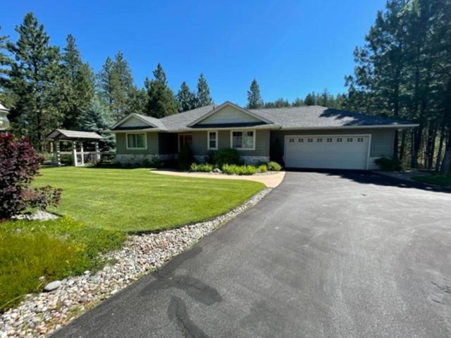 235 Prospect Drive, House detached with 3 bedrooms, 3 bathrooms and null parking in Kootenay Boundary D BC | Image 3