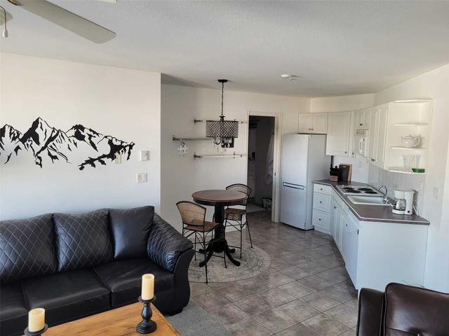 4012b - 5052 Riverview Rd, Condo with 1 bedrooms, 1 bathrooms and 2 parking in East Kootenay F BC | Image 13