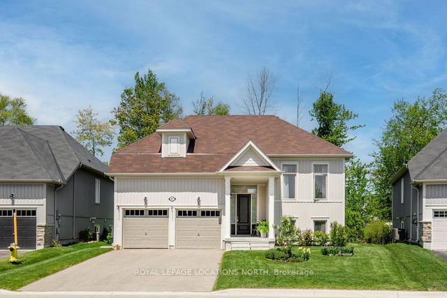47 Allegra Dr, House detached with 3 bedrooms, 3 bathrooms and 6 parking in Wasaga Beach ON | Image 1