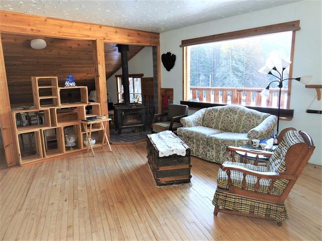1538 Creighton Valley Road, House detached with 3 bedrooms, 2 bathrooms and 14 parking in North Okanagan E BC | Image 31
