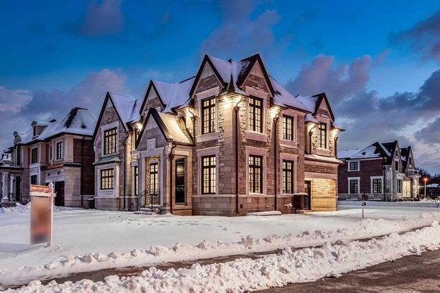 29 Ballyconnor Crt, House detached with 4 bedrooms, 7 bathrooms and 4 parking in Toronto ON | Image 1