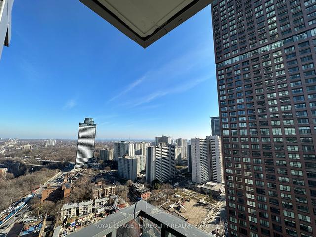 1106 - 395 Bloor St E, Condo with 1 bedrooms, 1 bathrooms and 0 parking in Toronto ON | Image 2
