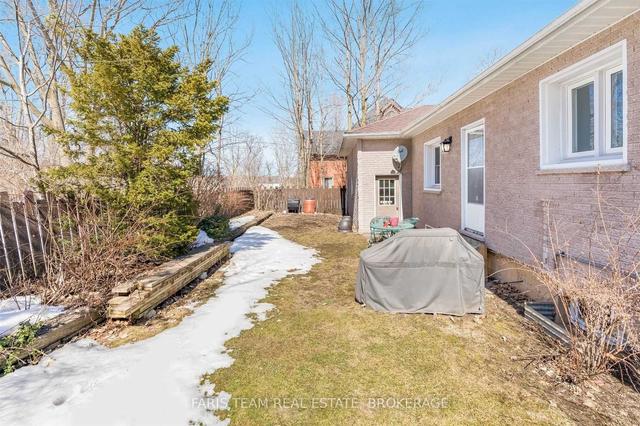 234 Third St, House detached with 2 bedrooms, 2 bathrooms and 6 parking in Midland ON | Image 20