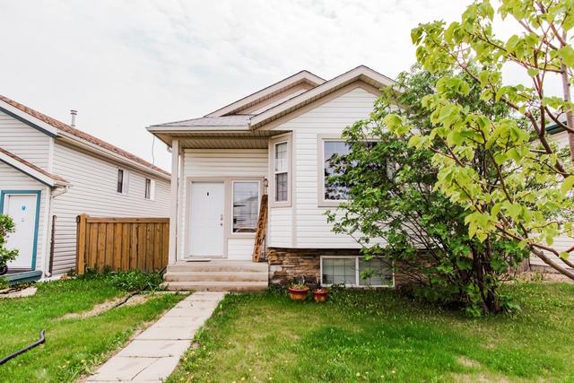 7341 106 Street, House detached with 3 bedrooms, 2 bathrooms and 4 parking in Grande Prairie AB | Image 34