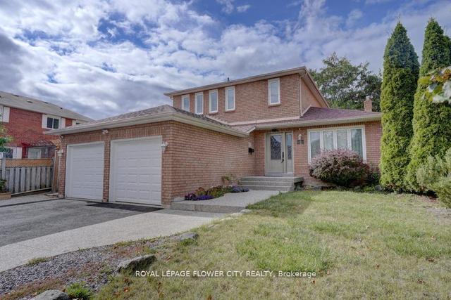 34 Bristol Ave S, House detached with 4 bedrooms, 5 bathrooms and 6 parking in Brampton ON | Image 12