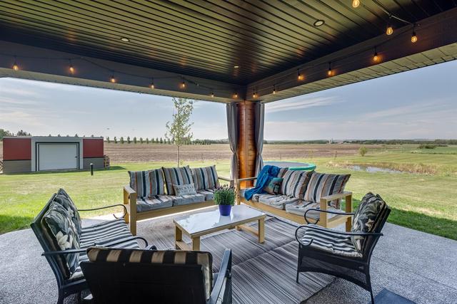 39504 Range Road 282, House detached with 5 bedrooms, 4 bathrooms and null parking in Lacombe County AB | Image 13