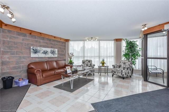 606 - 24 Marilyn Drive, House attached with 3 bedrooms, 2 bathrooms and 1 parking in Guelph ON | Image 34