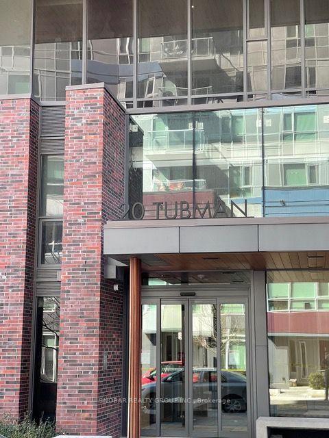 2206 - 20 Tubman Ave, Condo with 1 bedrooms, 1 bathrooms and 1 parking in Toronto ON | Image 1