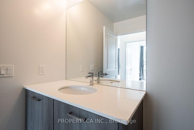 201 - 11 Lillian St, Condo with 1 bedrooms, 1 bathrooms and 0 parking in Toronto ON | Image 3