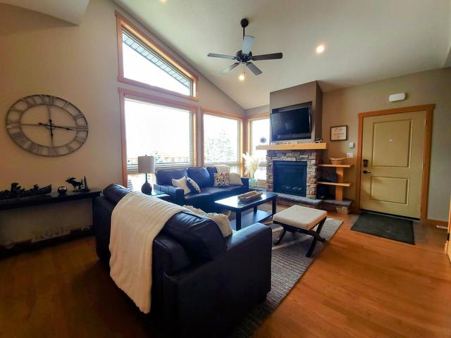 6 - 5150 Fairway Drive, House attached with 3 bedrooms, 4 bathrooms and 2 parking in East Kootenay F BC | Image 4
